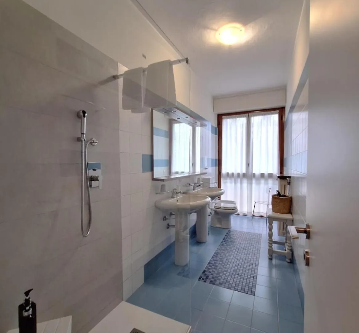 Apartment Charming Towers Guest House-Apartment Milan